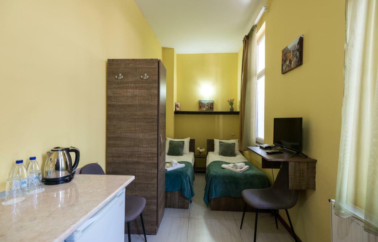 Accent Hotel Tbilisi Exterior photo