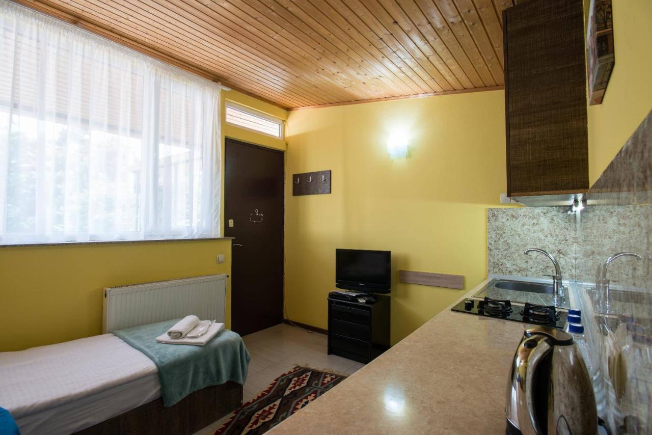 Accent Hotel Tbilisi Exterior photo